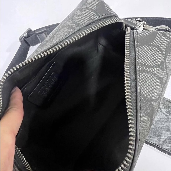 Coach Signature Black UNISEX Bag
NWOT - Picture 8 of 8